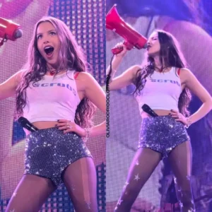 Olivia Rodrigo Concert Outfit