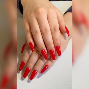 red nail designs