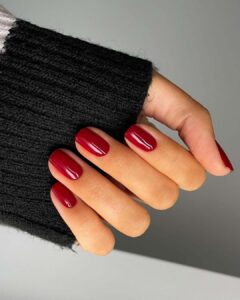 red nail designs