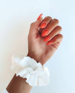red nail designs
