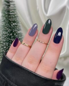 almond nails designs