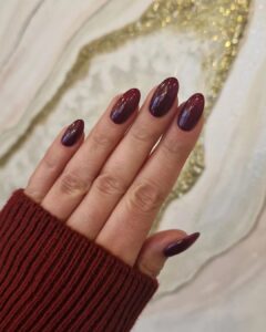 red nail designs