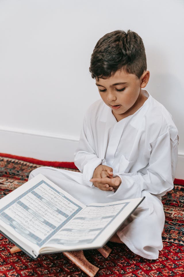 75 Beautiful Muslim Baby Boy Names and Their Meanings ✨